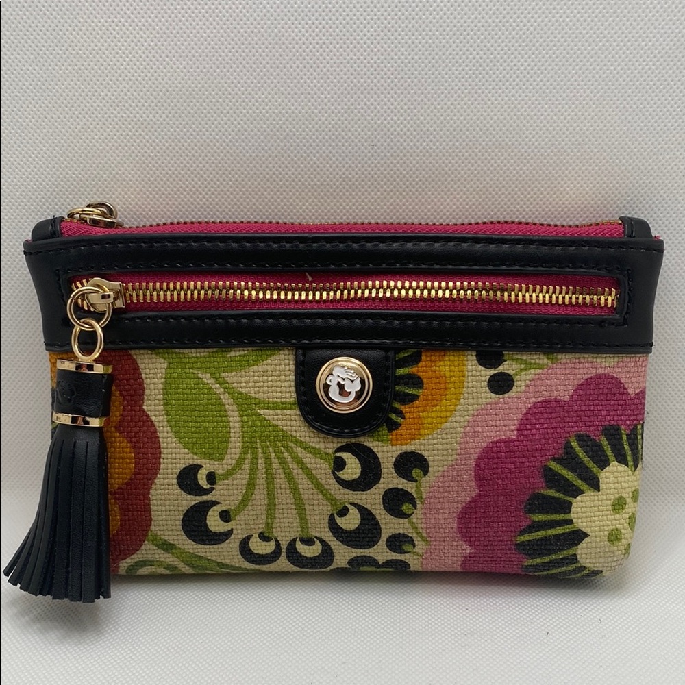 Spartina 449 Daufuskie Island Pink and Black Floral Clutch